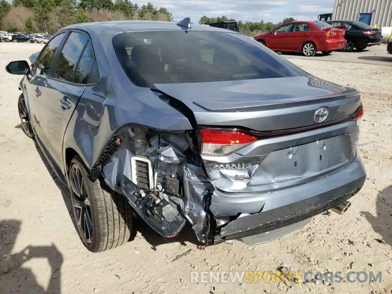 3 Photograph of a damaged car JTDP4RCE5LJ005076 TOYOTA COROLLA 2020