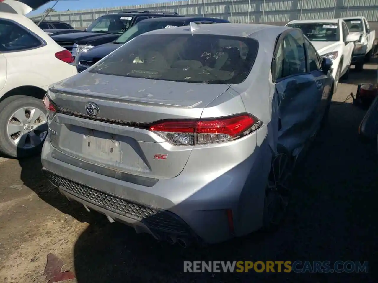 4 Photograph of a damaged car JTDP4RCE5LJ020144 TOYOTA COROLLA 2020