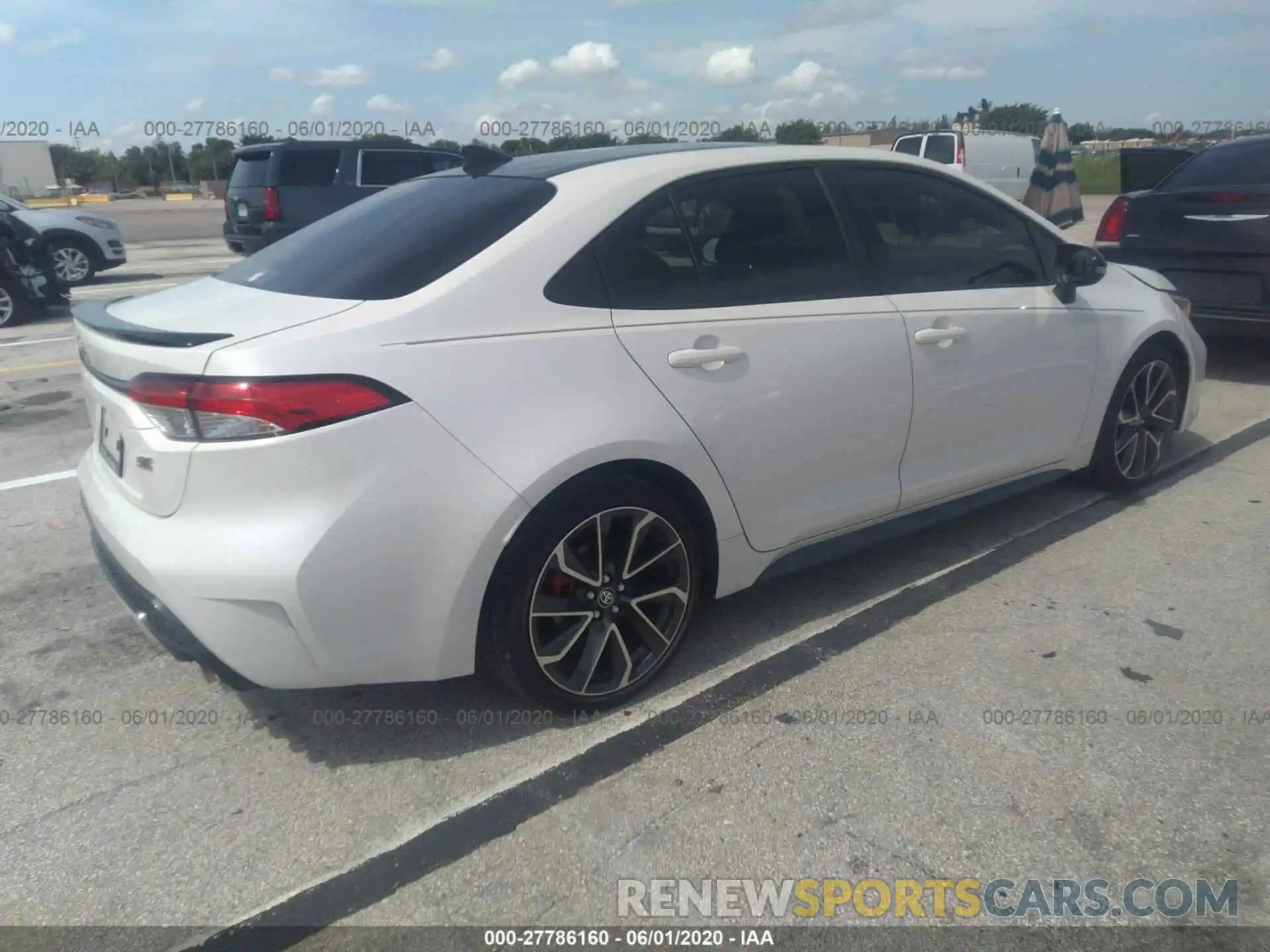 4 Photograph of a damaged car JTDP4RCE5LJ020855 TOYOTA COROLLA 2020