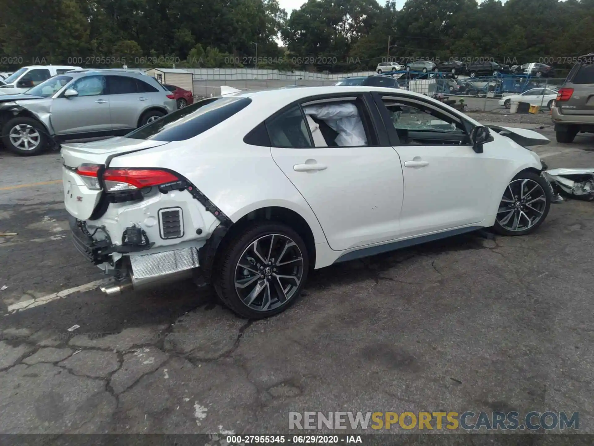 4 Photograph of a damaged car JTDP4RCE5LJ026221 TOYOTA COROLLA 2020