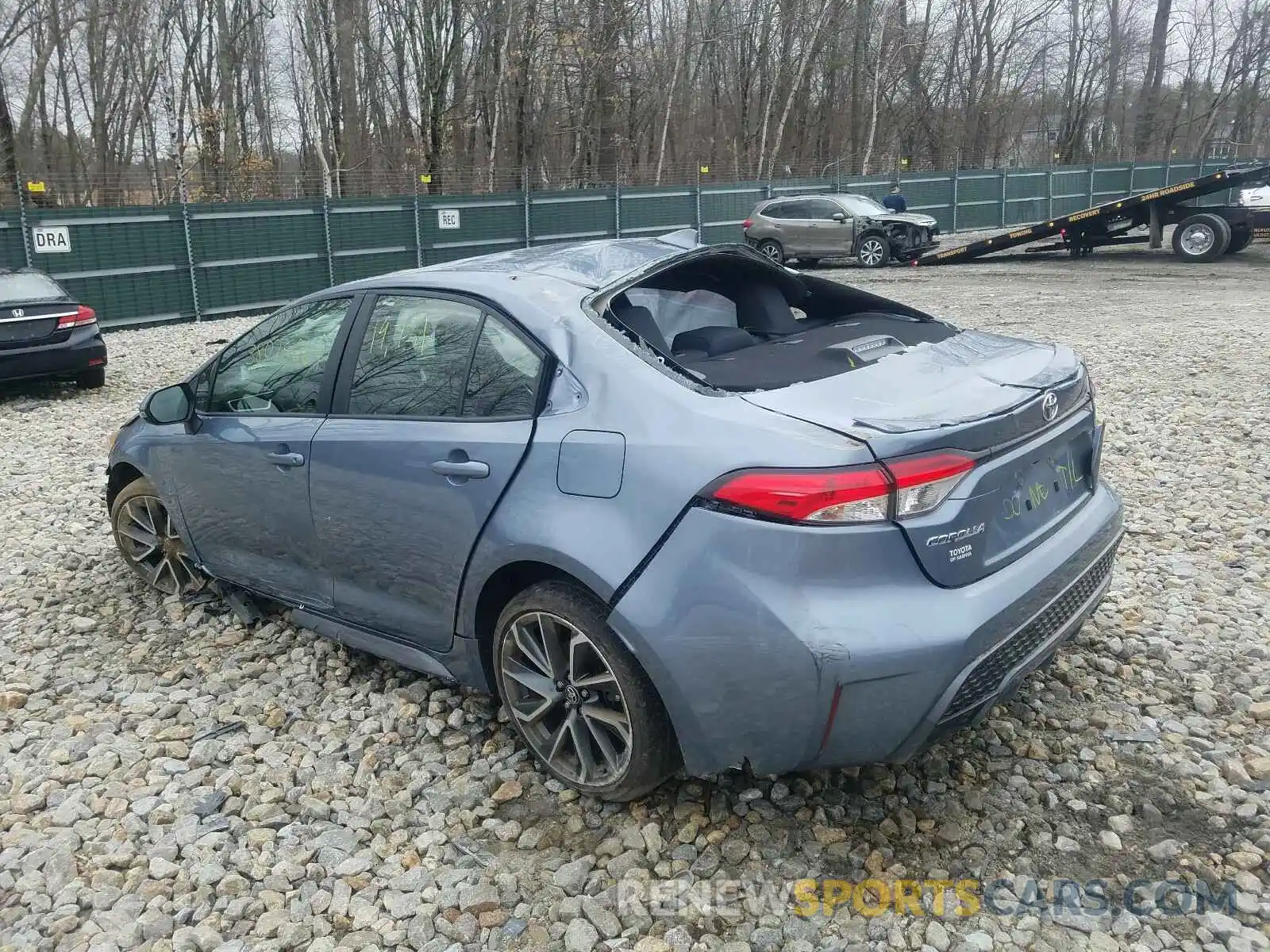 3 Photograph of a damaged car JTDP4RCE5LJ035954 TOYOTA COROLLA 2020