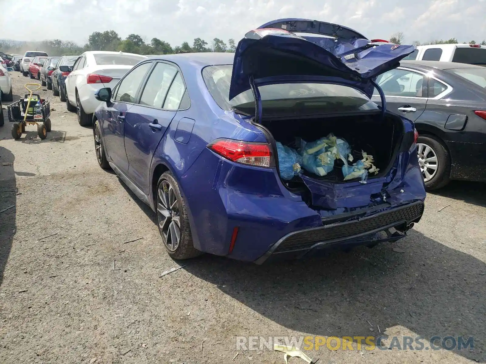 3 Photograph of a damaged car JTDP4RCE5LJ040765 TOYOTA COROLLA 2020