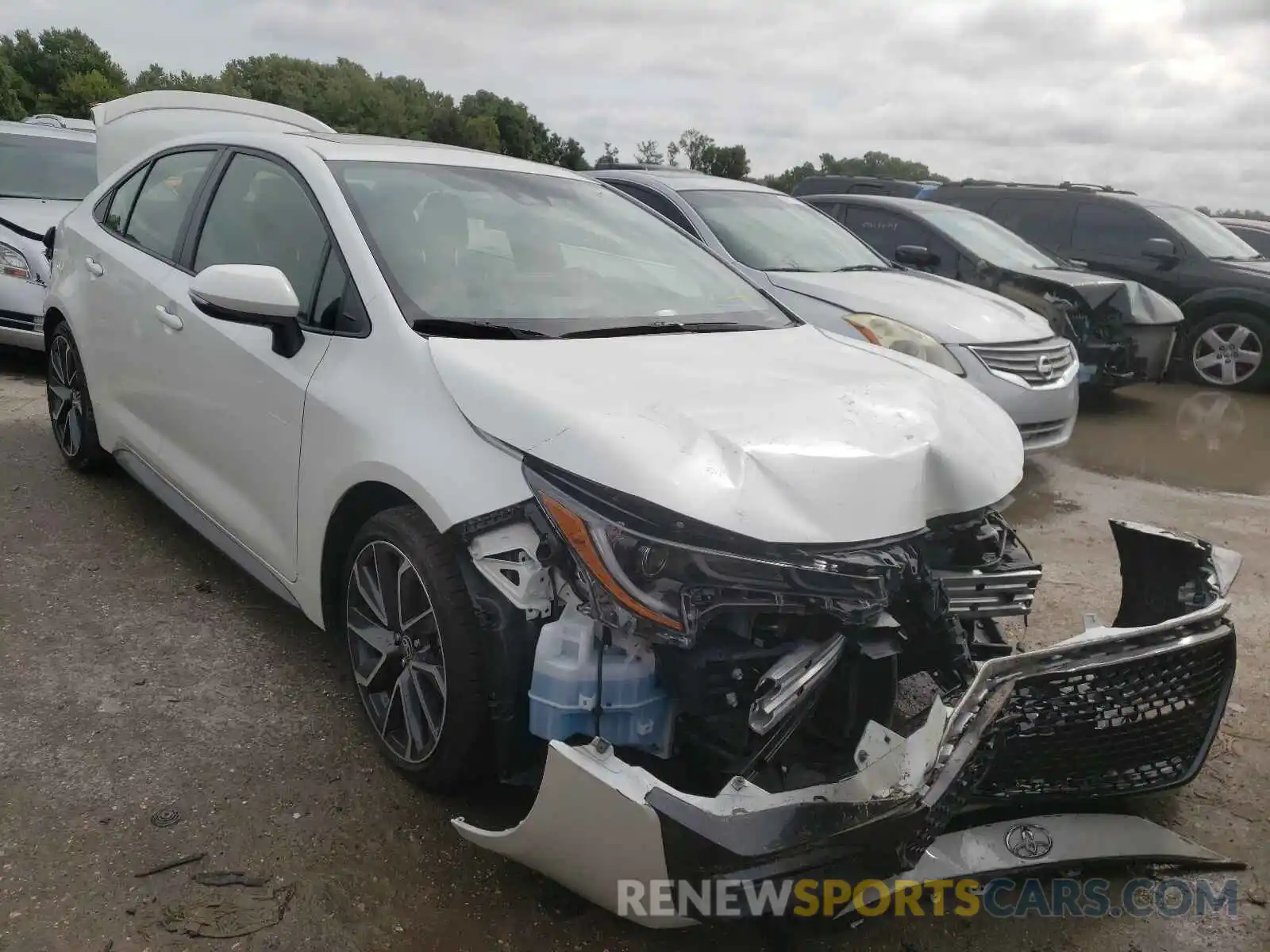 1 Photograph of a damaged car JTDP4RCE5LJ044086 TOYOTA COROLLA 2020