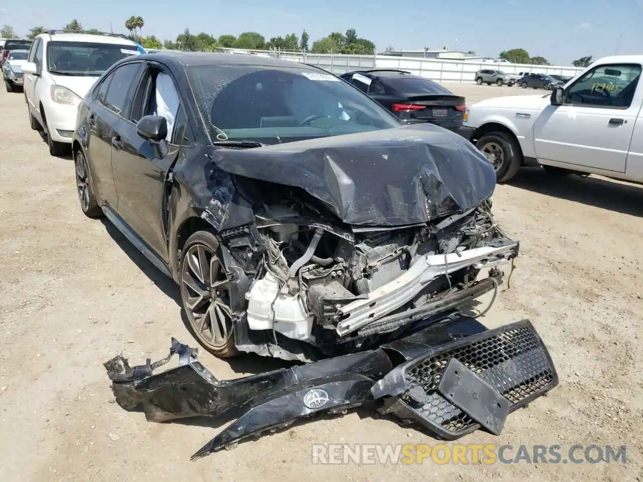 1 Photograph of a damaged car JTDP4RCE5LJ052740 TOYOTA COROLLA 2020