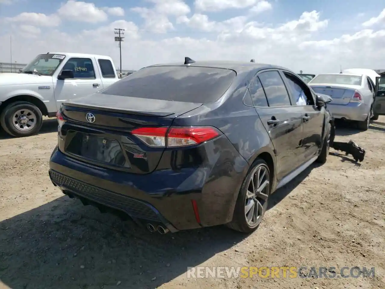 4 Photograph of a damaged car JTDP4RCE5LJ052740 TOYOTA COROLLA 2020