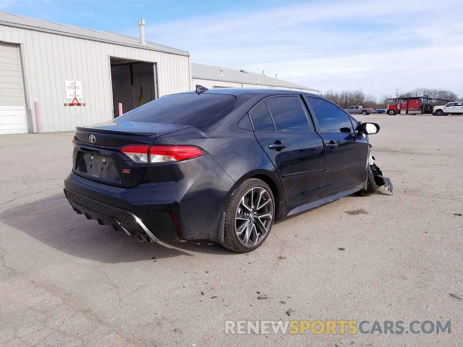 4 Photograph of a damaged car JTDP4RCE6LJ005734 TOYOTA COROLLA 2020