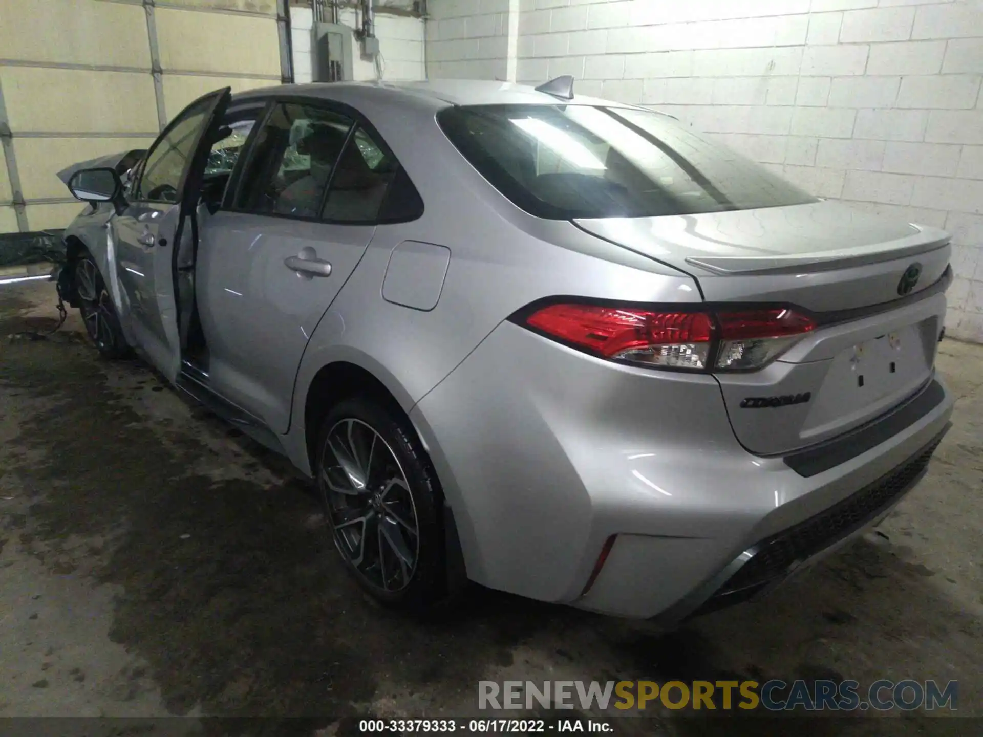 3 Photograph of a damaged car JTDP4RCE6LJ034585 TOYOTA COROLLA 2020