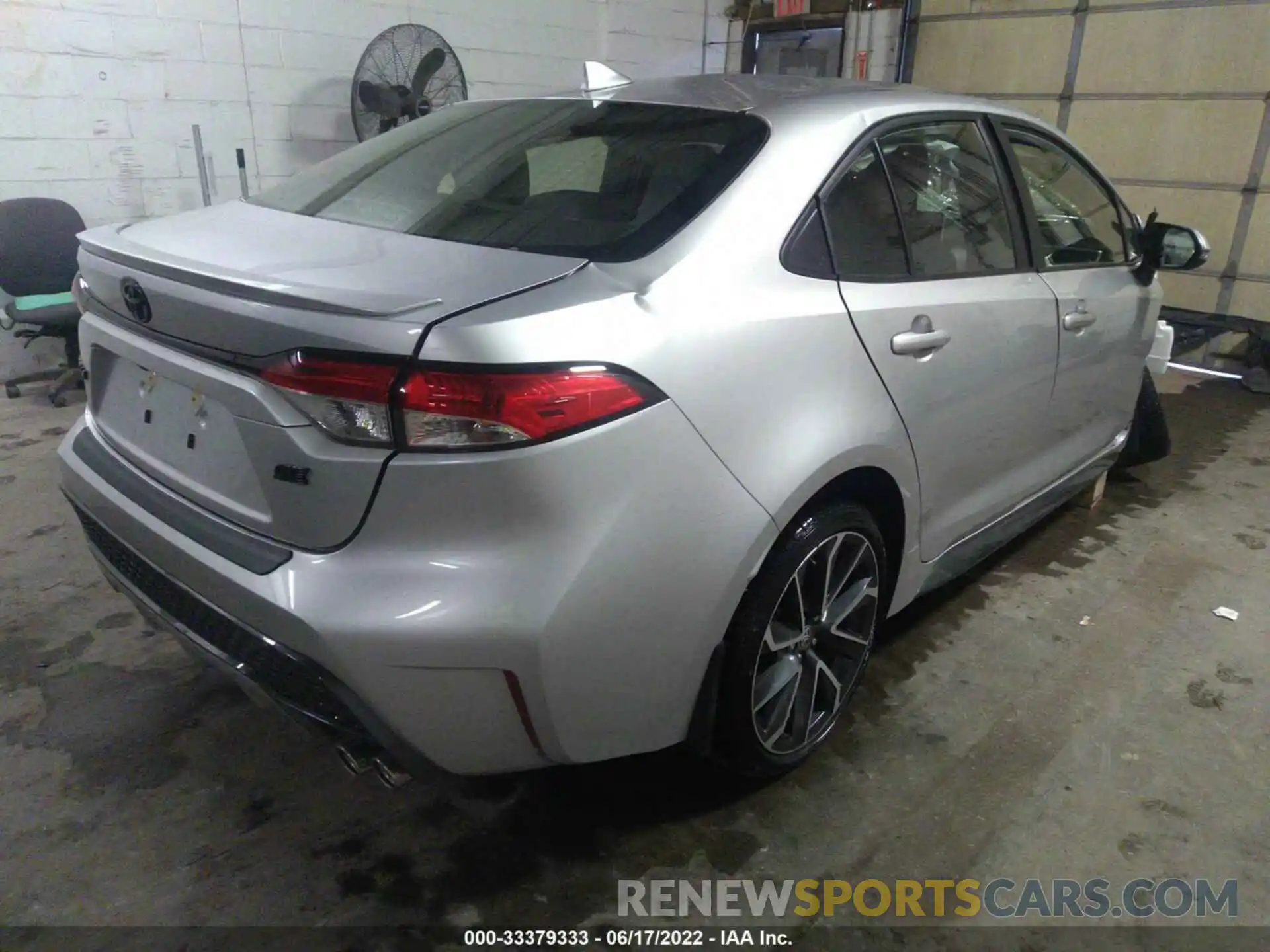 4 Photograph of a damaged car JTDP4RCE6LJ034585 TOYOTA COROLLA 2020