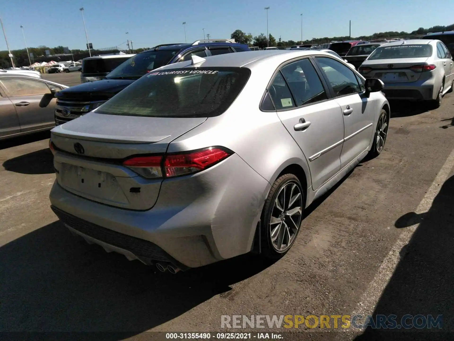 4 Photograph of a damaged car JTDP4RCE6LJ035686 TOYOTA COROLLA 2020