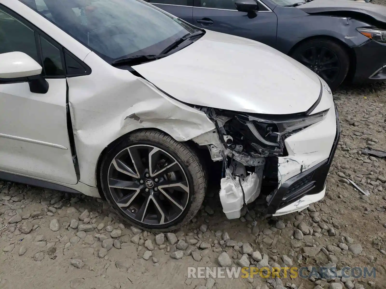 9 Photograph of a damaged car JTDP4RCE7LJ000767 TOYOTA COROLLA 2020