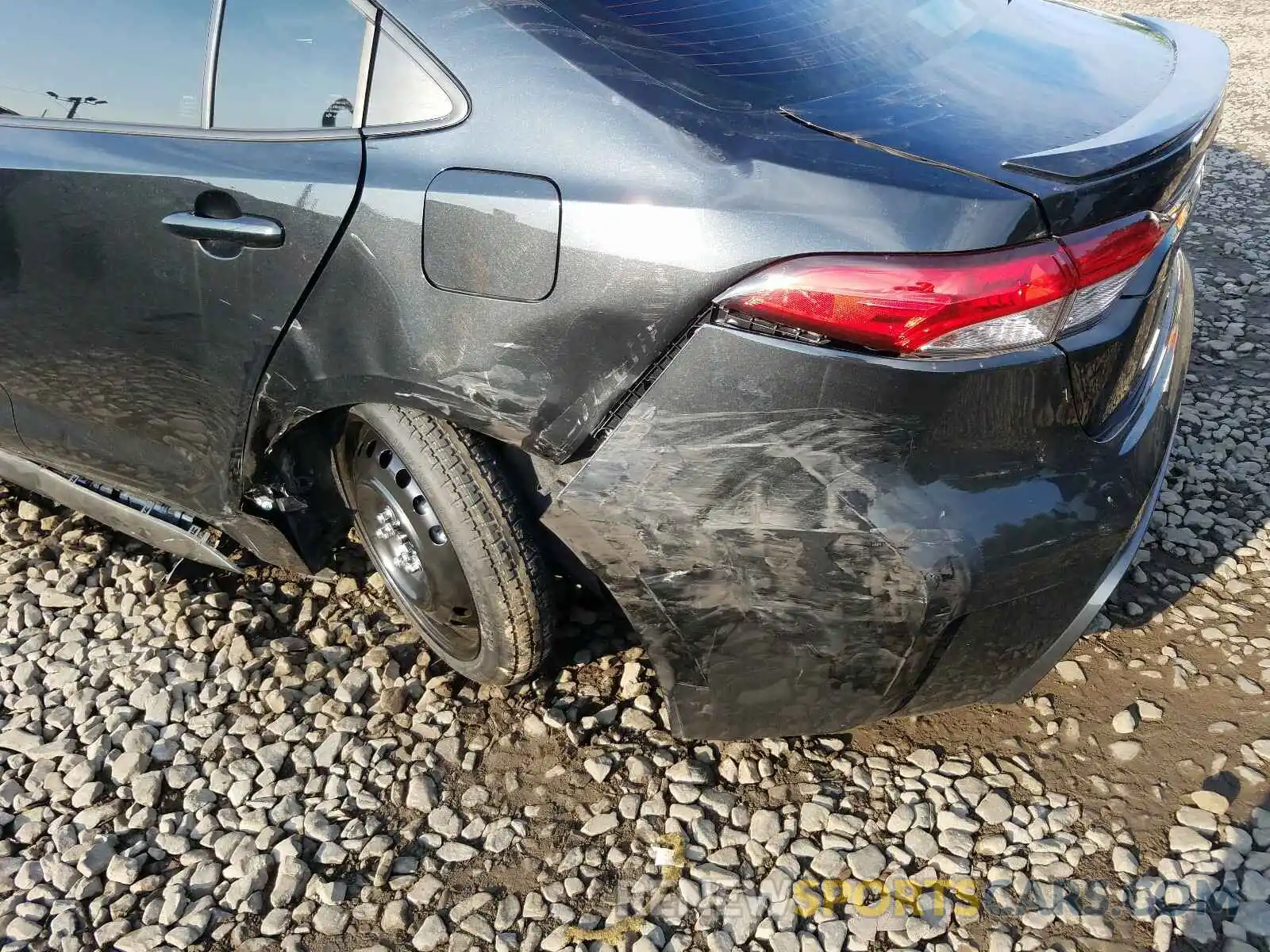 9 Photograph of a damaged car JTDP4RCE7LJ011512 TOYOTA COROLLA 2020