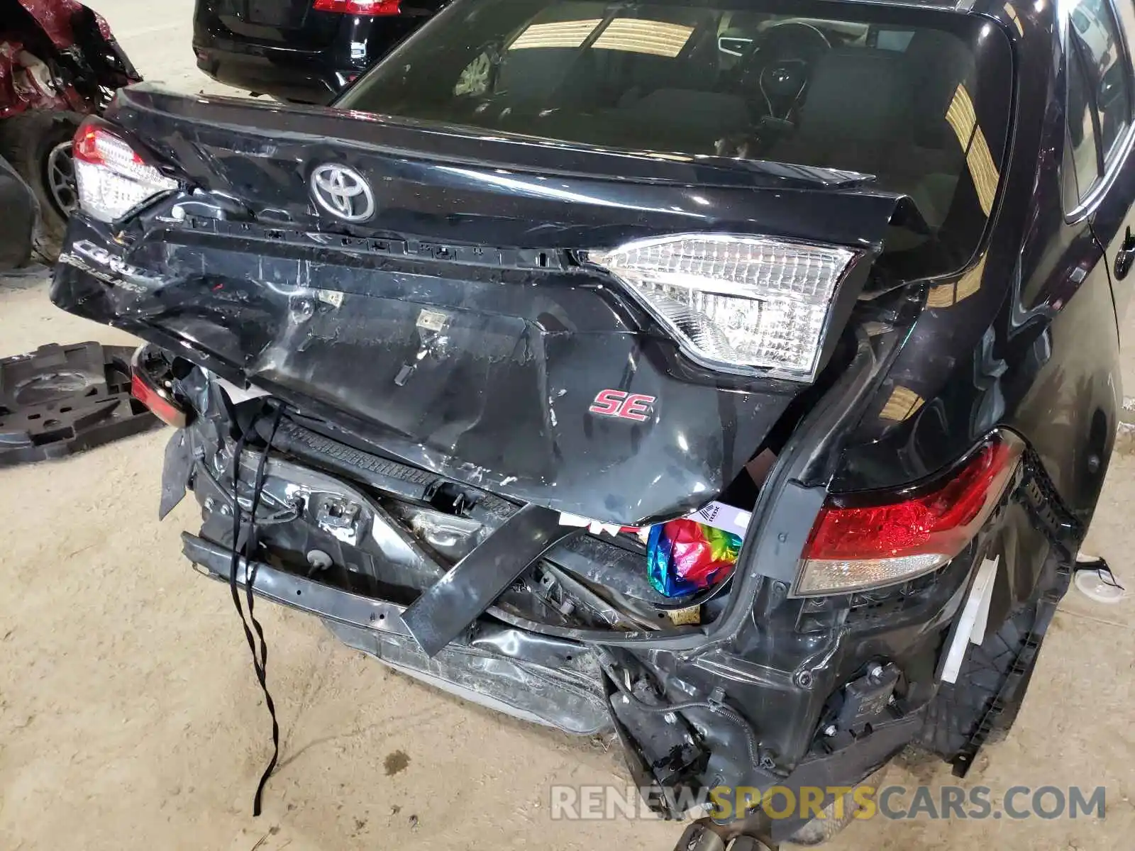 9 Photograph of a damaged car JTDP4RCE7LJ012207 TOYOTA COROLLA 2020