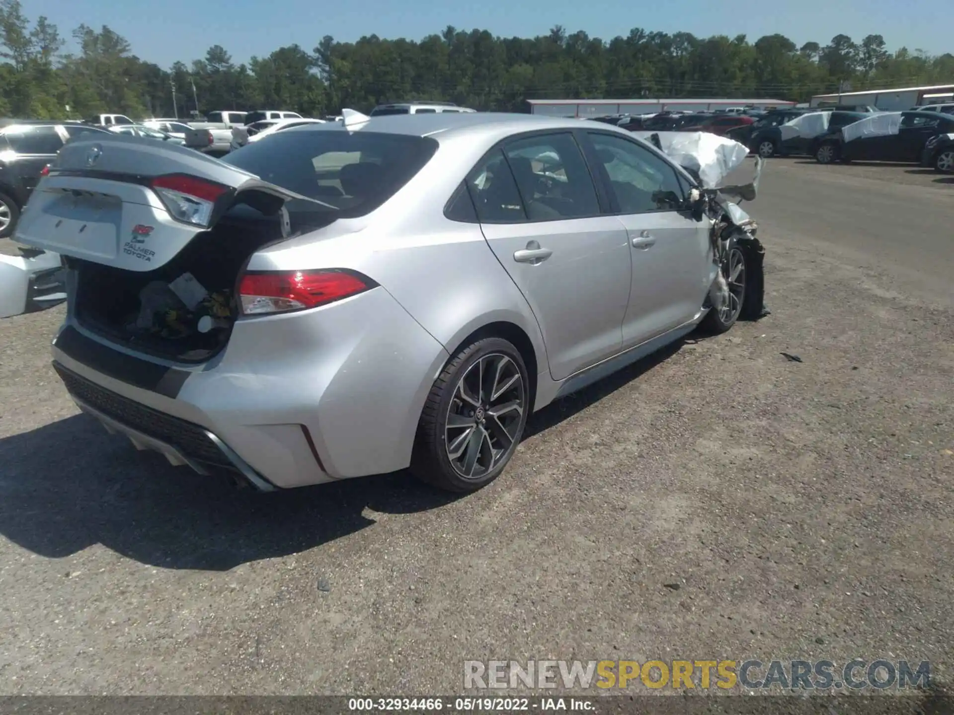 4 Photograph of a damaged car JTDP4RCE7LJ014247 TOYOTA COROLLA 2020