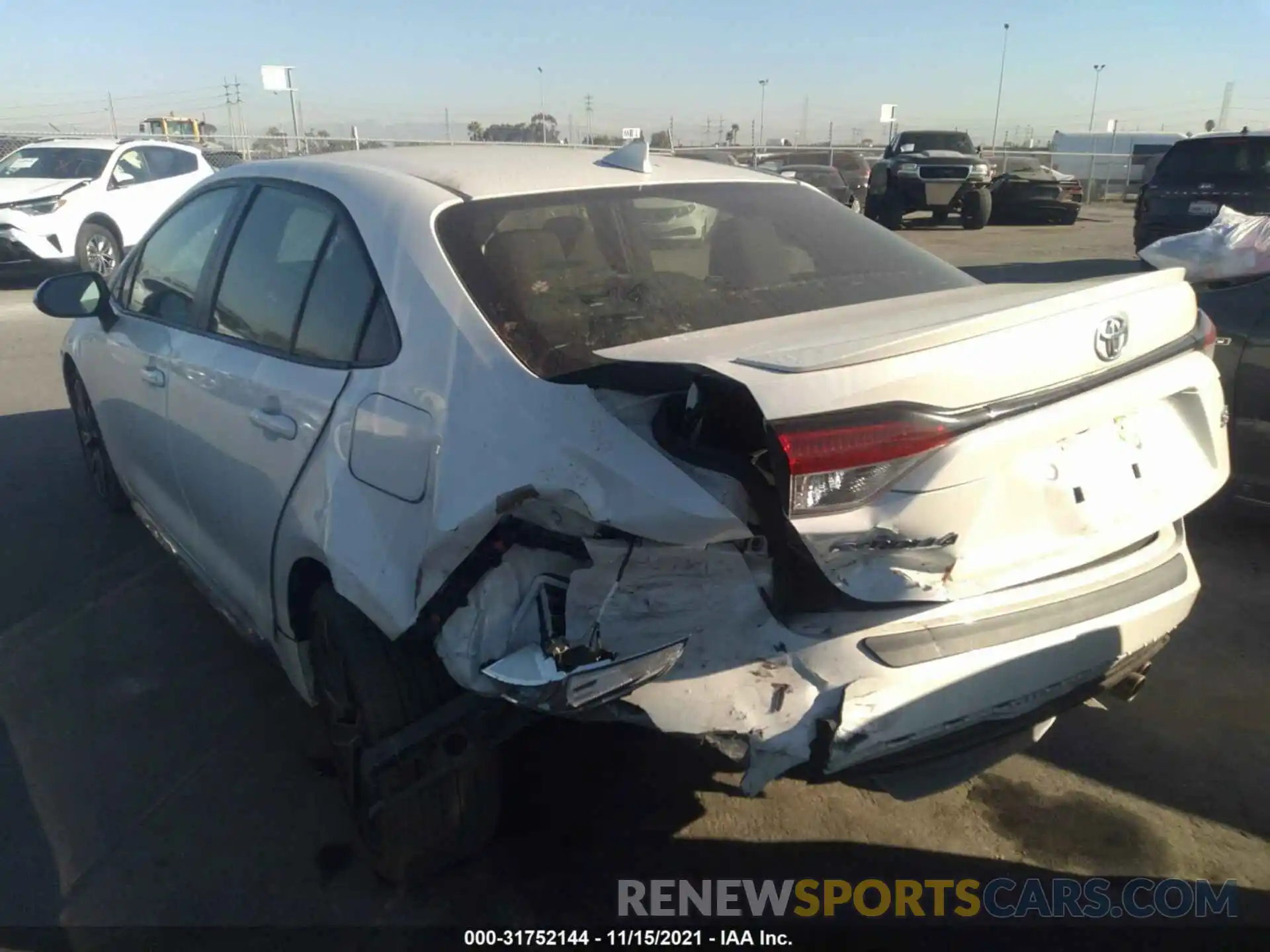 3 Photograph of a damaged car JTDP4RCE7LJ018475 TOYOTA COROLLA 2020