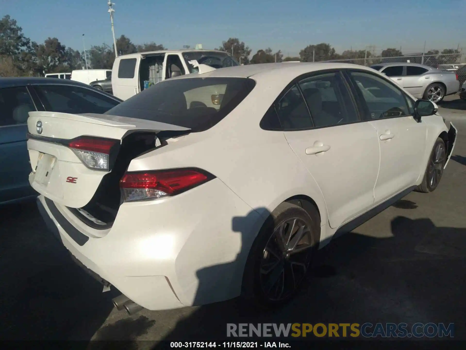 4 Photograph of a damaged car JTDP4RCE7LJ018475 TOYOTA COROLLA 2020