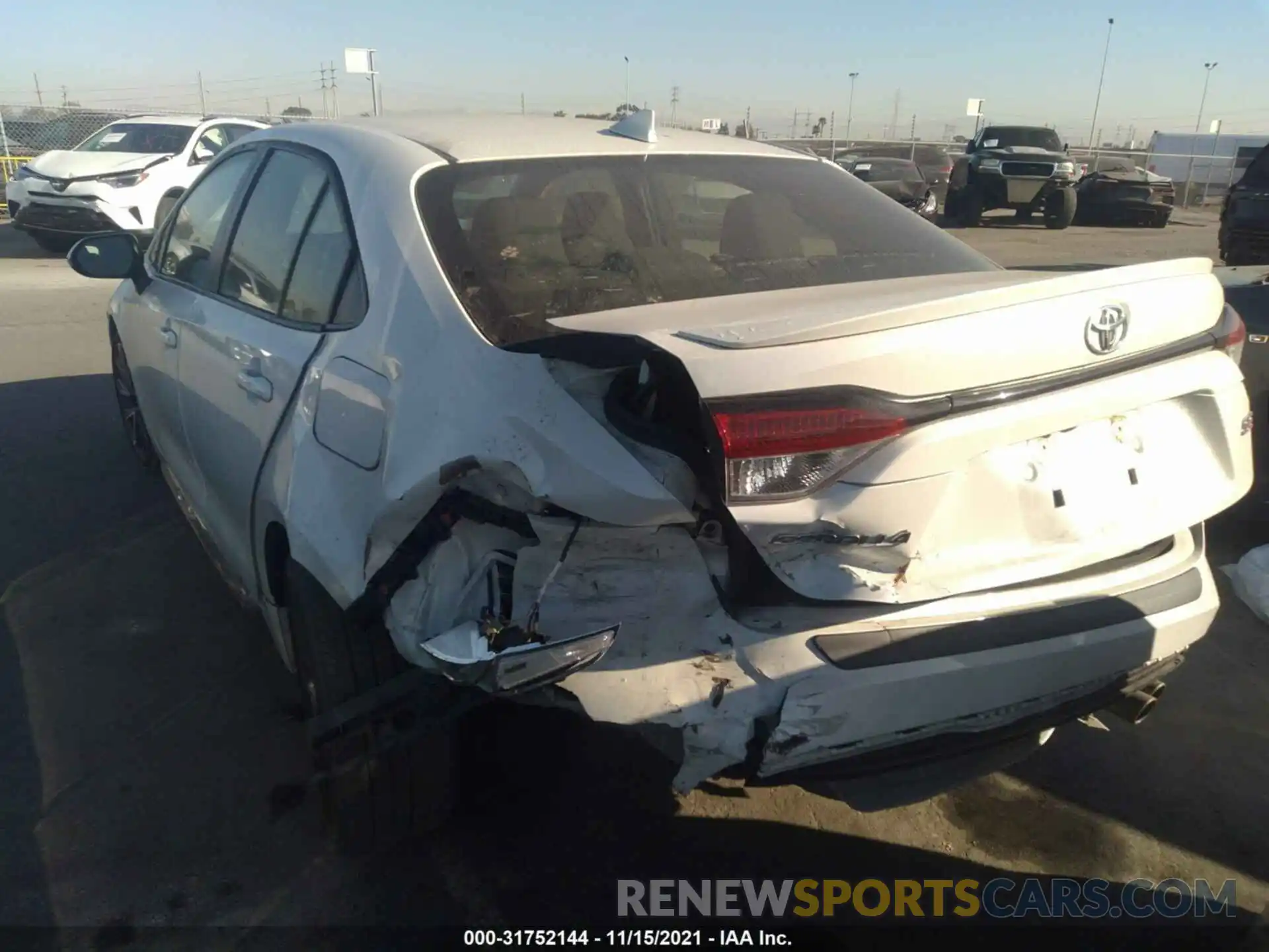 6 Photograph of a damaged car JTDP4RCE7LJ018475 TOYOTA COROLLA 2020