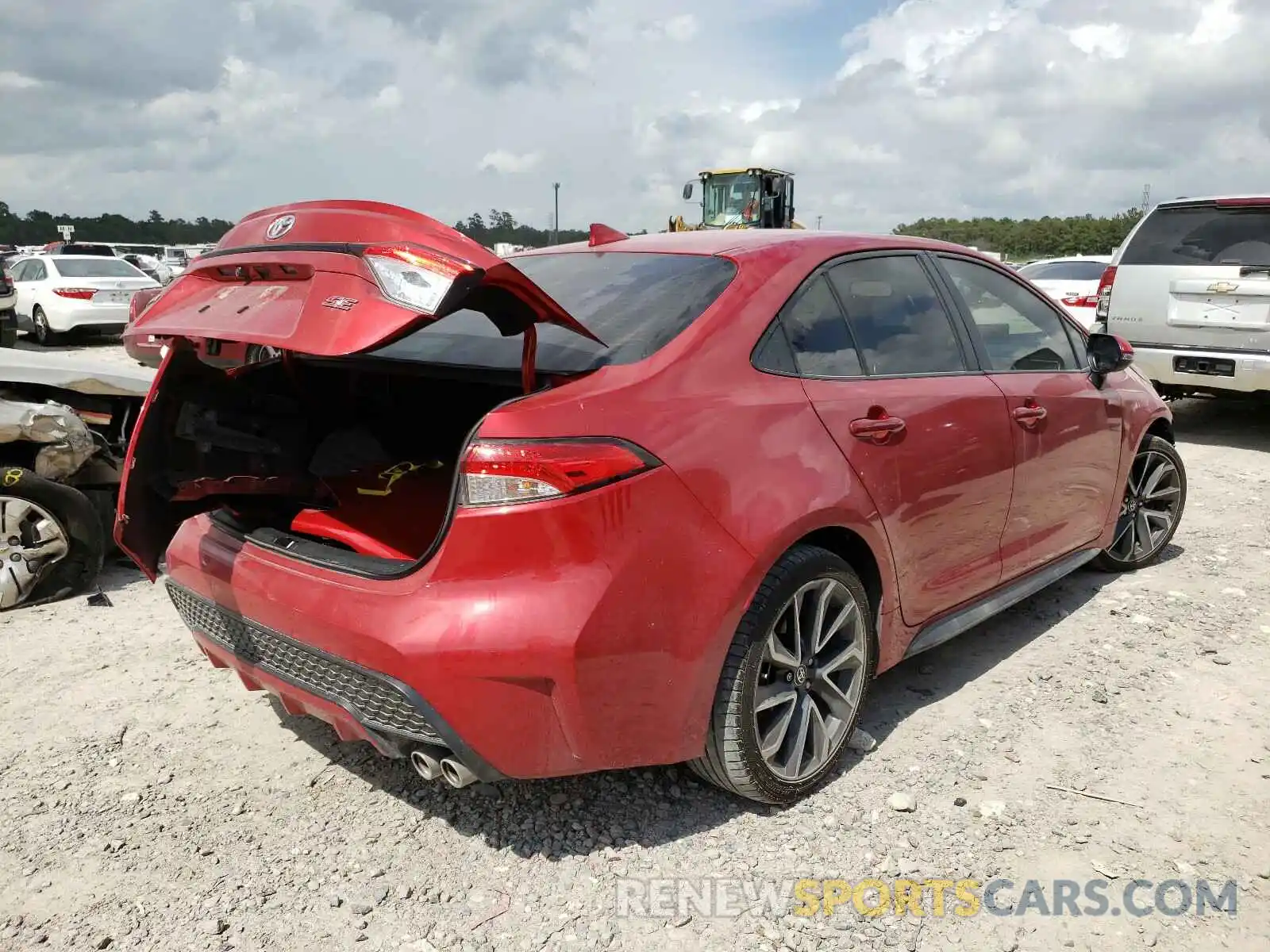 4 Photograph of a damaged car JTDP4RCE7LJ021098 TOYOTA COROLLA 2020