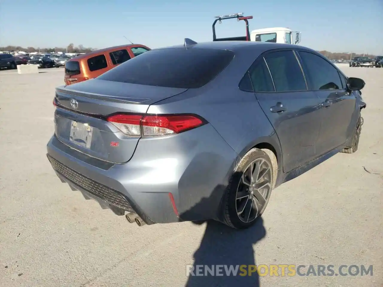 4 Photograph of a damaged car JTDP4RCE7LJ034899 TOYOTA COROLLA 2020