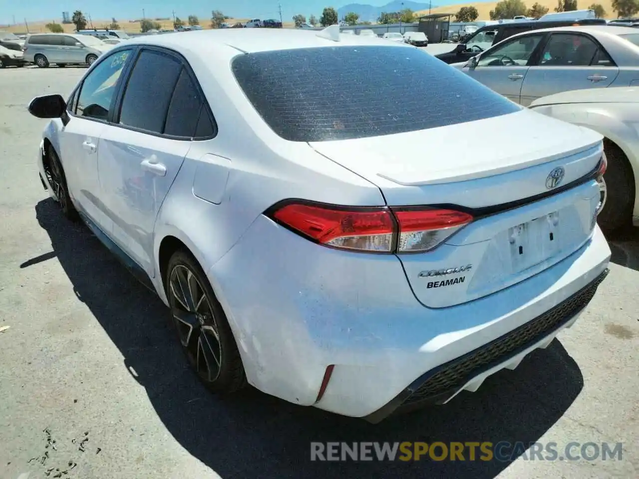 3 Photograph of a damaged car JTDP4RCE7LJ037690 TOYOTA COROLLA 2020