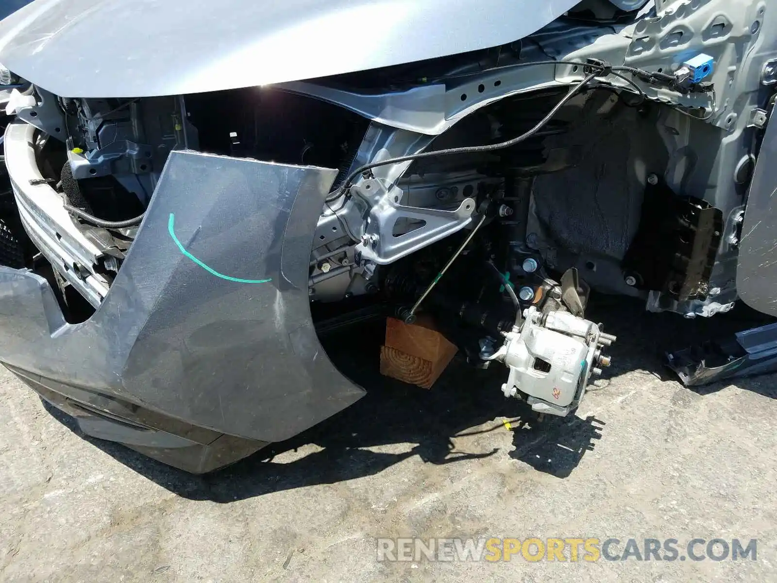 9 Photograph of a damaged car JTDP4RCE7LJ052061 TOYOTA COROLLA 2020