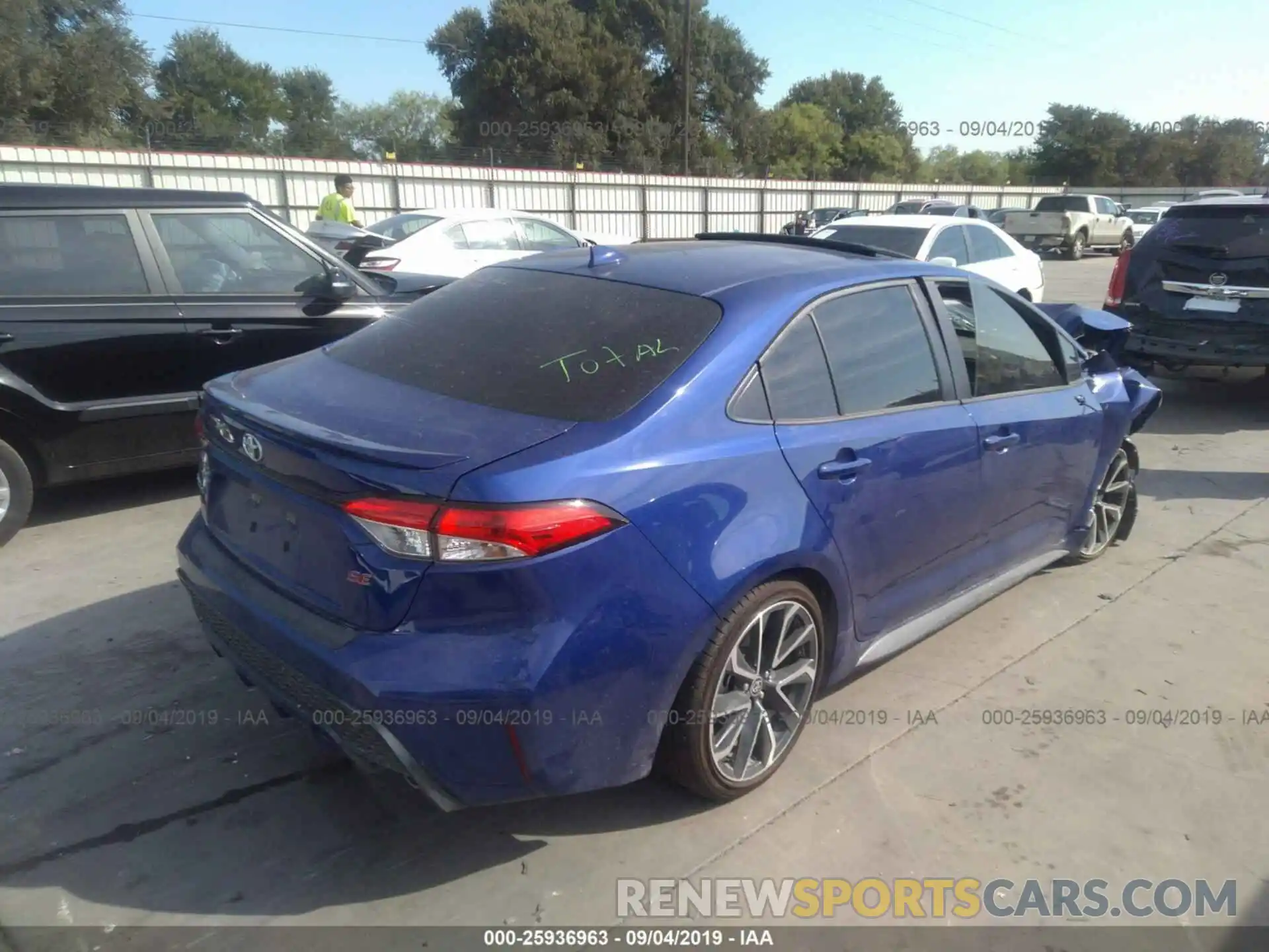 4 Photograph of a damaged car JTDP4RCE8LJ001331 TOYOTA COROLLA 2020