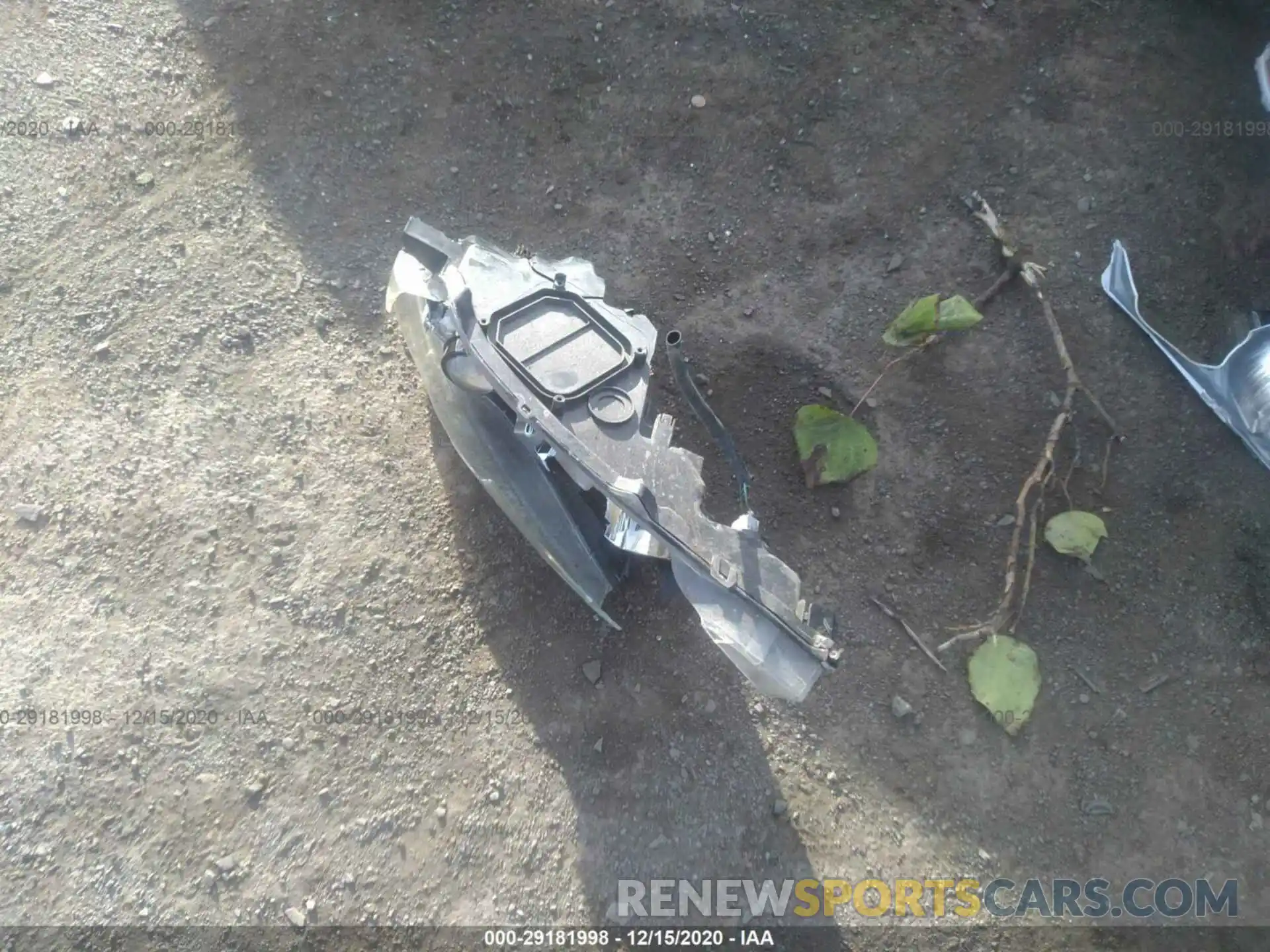 11 Photograph of a damaged car JTDP4RCE8LJ005282 TOYOTA COROLLA 2020