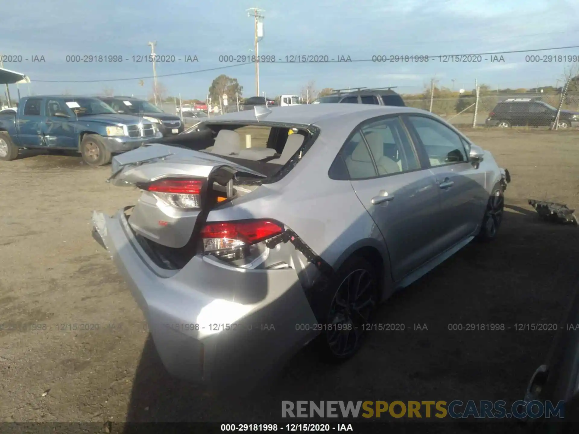 4 Photograph of a damaged car JTDP4RCE8LJ005282 TOYOTA COROLLA 2020