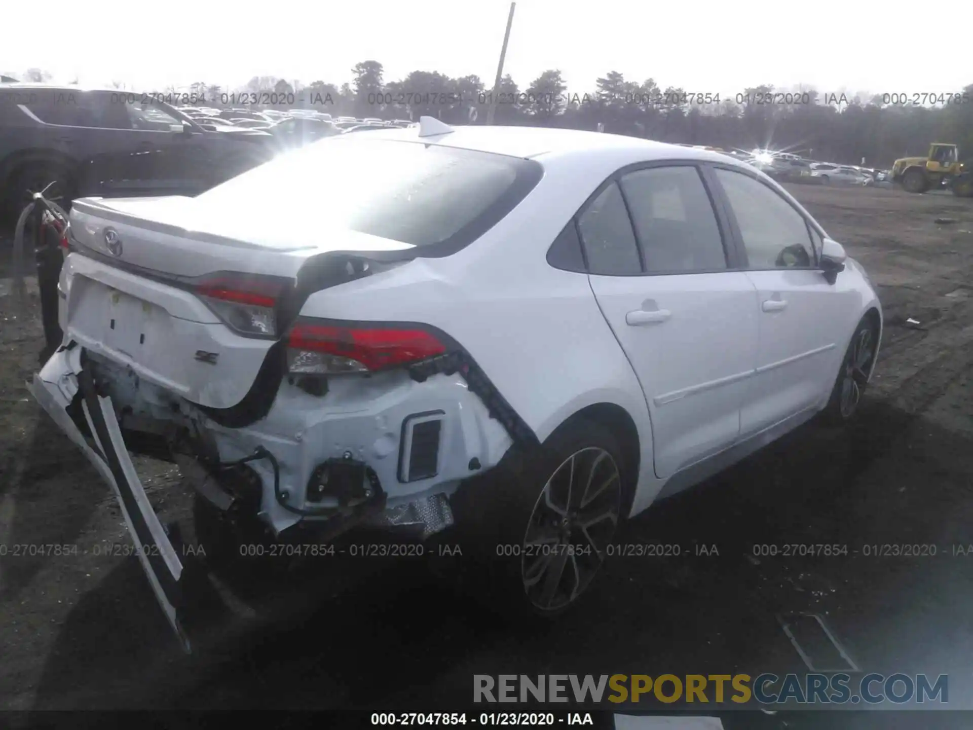 4 Photograph of a damaged car JTDP4RCE8LJ012023 TOYOTA COROLLA 2020