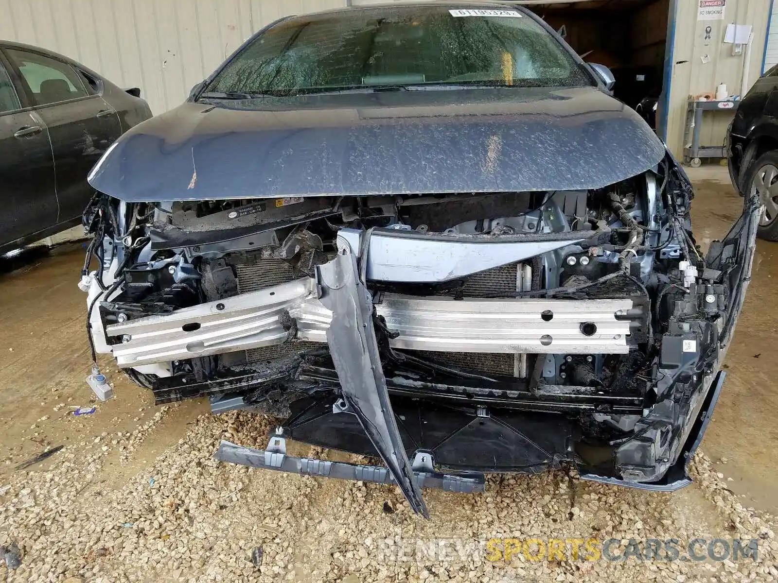 9 Photograph of a damaged car JTDP4RCE8LJ013494 TOYOTA COROLLA 2020