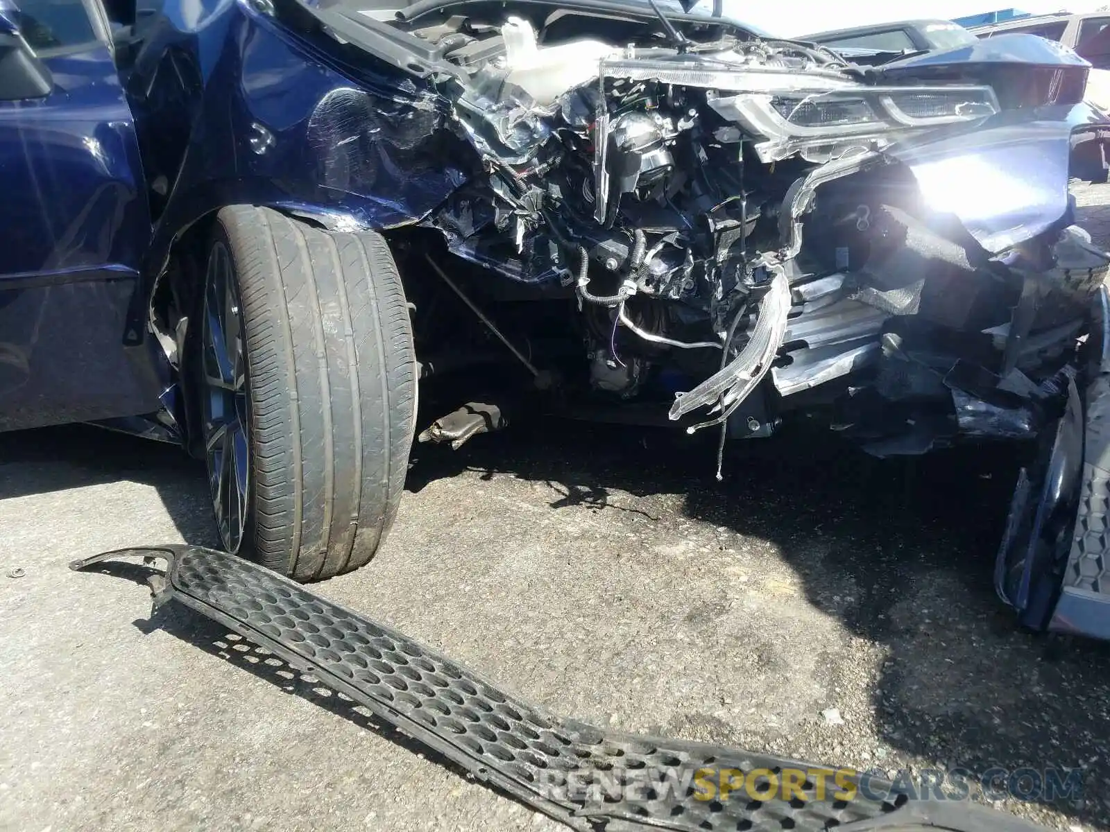 9 Photograph of a damaged car JTDP4RCE8LJ016993 TOYOTA COROLLA 2020