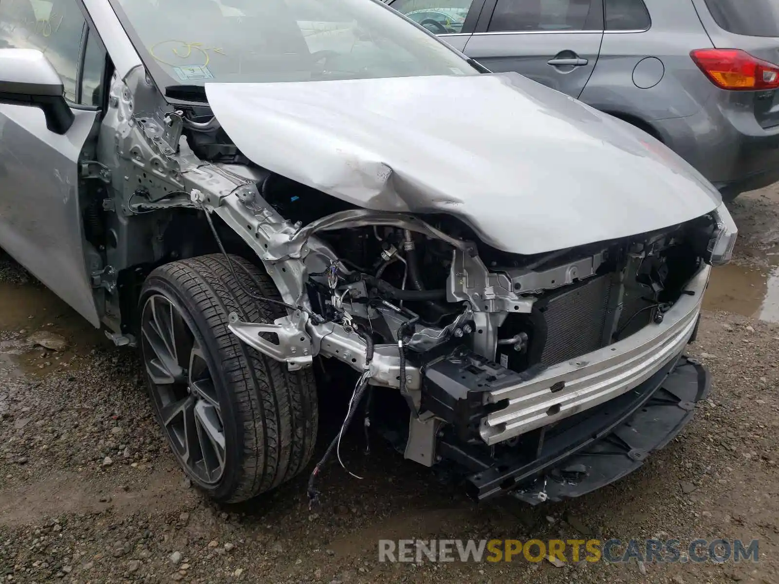 9 Photograph of a damaged car JTDP4RCE8LJ033938 TOYOTA COROLLA 2020