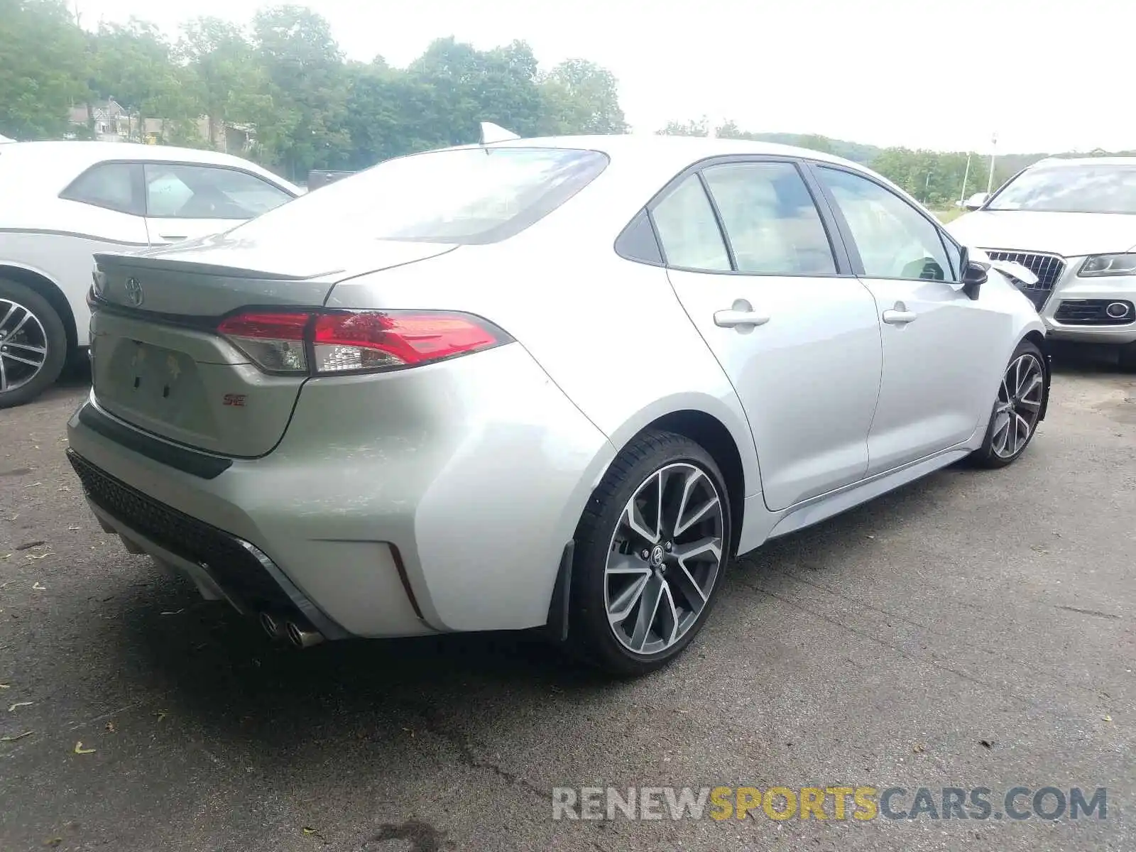 4 Photograph of a damaged car JTDP4RCE8LJ040615 TOYOTA COROLLA 2020