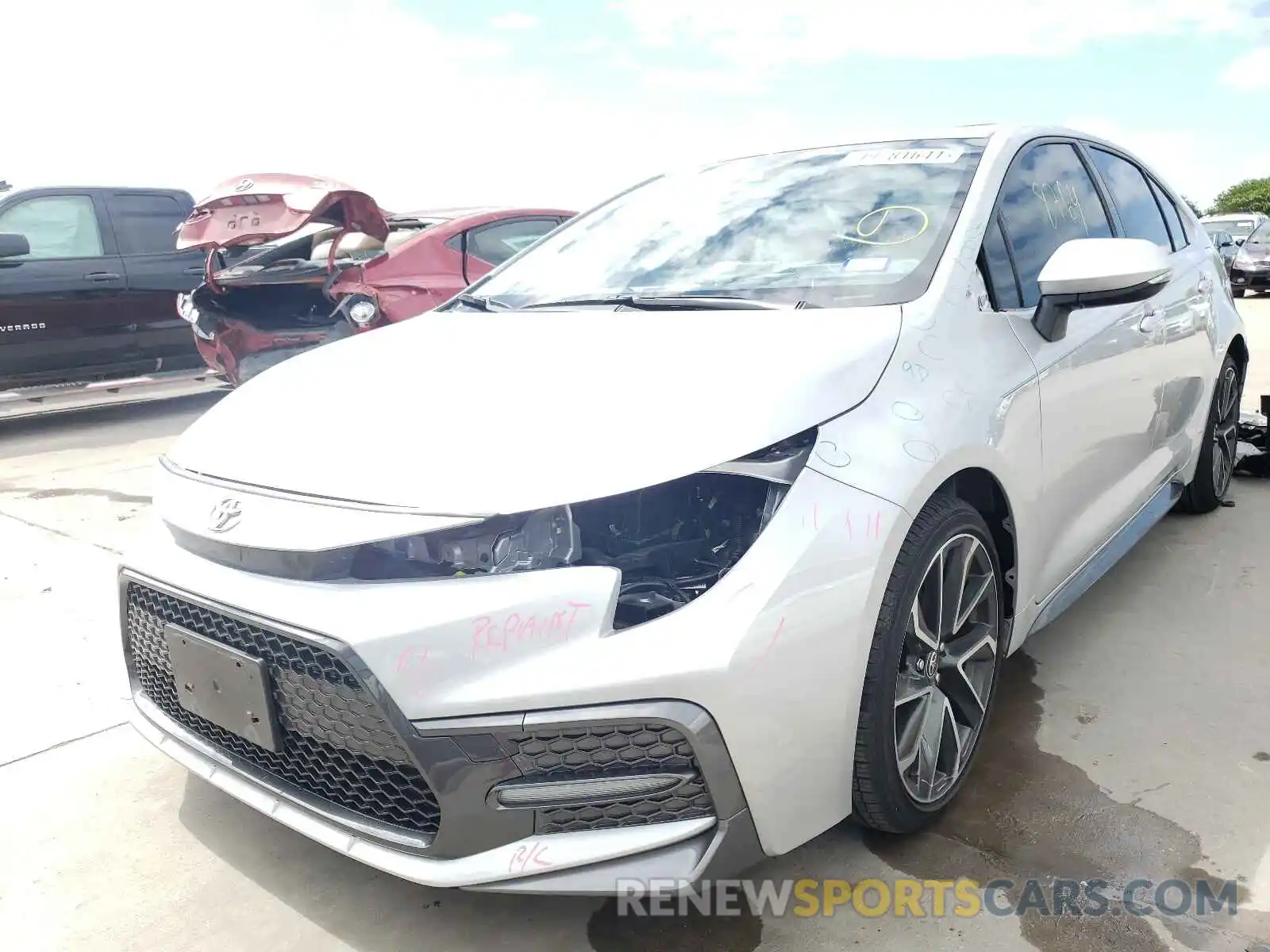 2 Photograph of a damaged car JTDP4RCE9LJ013780 TOYOTA COROLLA 2020