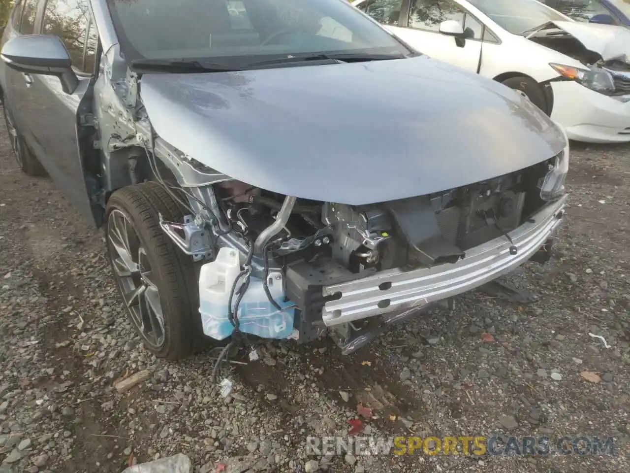 9 Photograph of a damaged car JTDP4RCE9LJ026240 TOYOTA COROLLA 2020