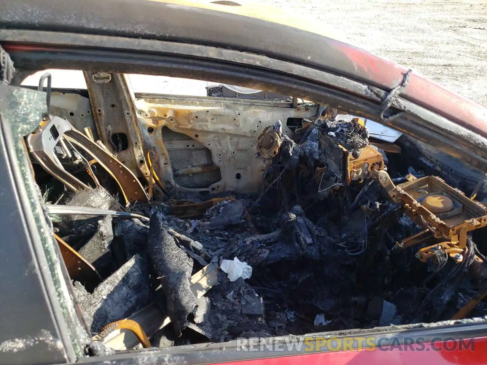 5 Photograph of a damaged car JTDP4RCE9LJ053230 TOYOTA COROLLA 2020