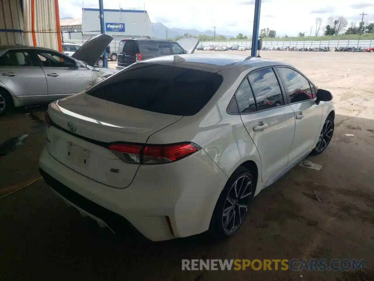 4 Photograph of a damaged car JTDP4RCEXLJ010211 TOYOTA COROLLA 2020