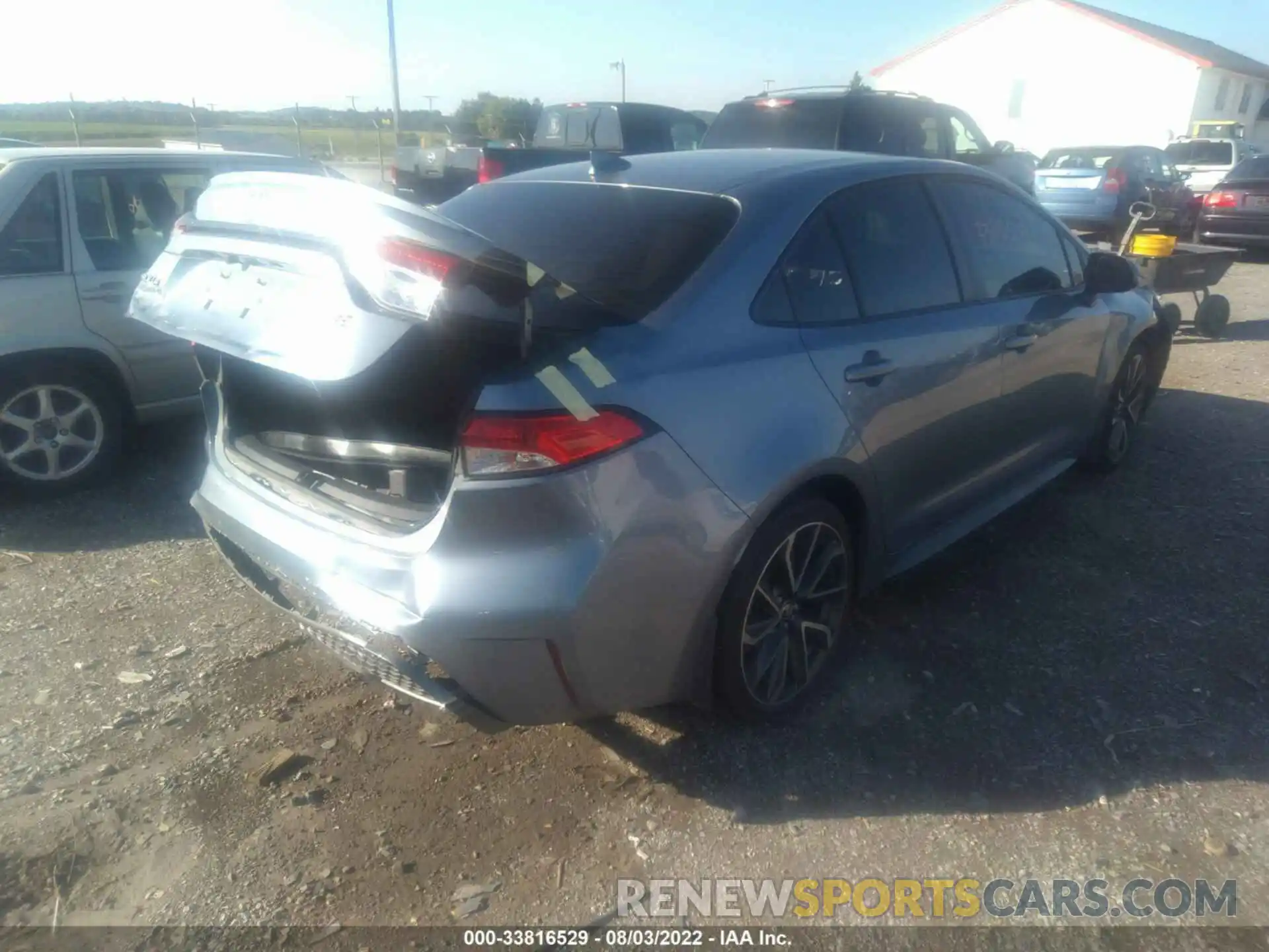 4 Photograph of a damaged car JTDP4RCEXLJ015361 TOYOTA COROLLA 2020