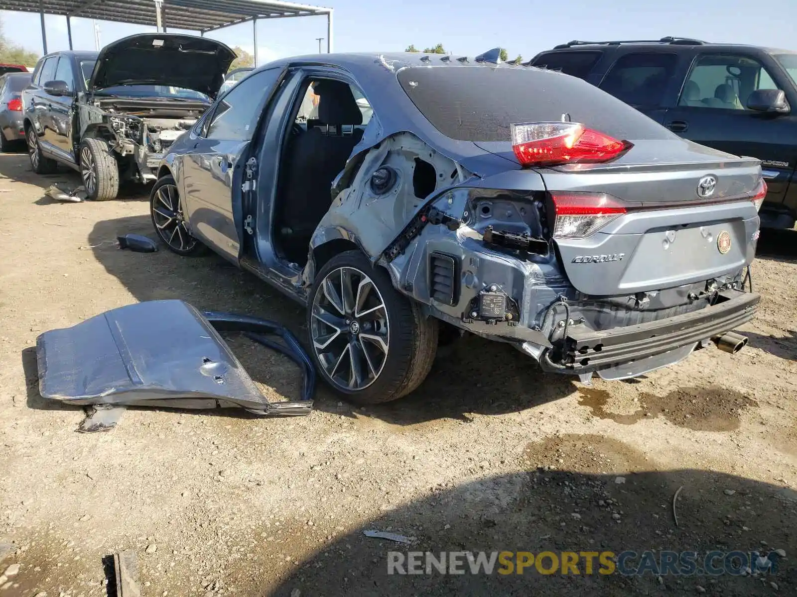 3 Photograph of a damaged car JTDP4RCEXLJ035187 TOYOTA COROLLA 2020