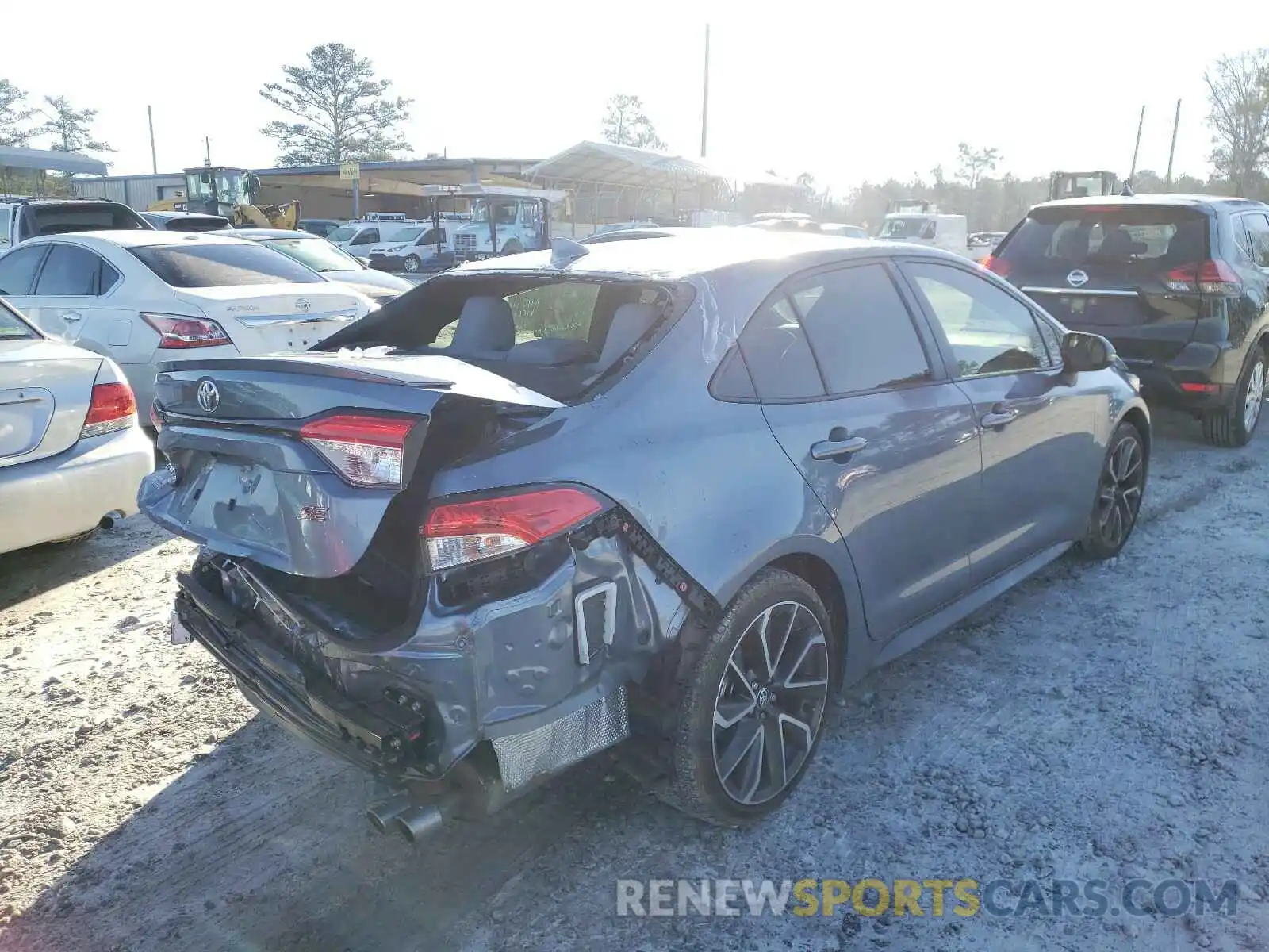 4 Photograph of a damaged car JTDS4RCE0LJ002452 TOYOTA COROLLA 2020