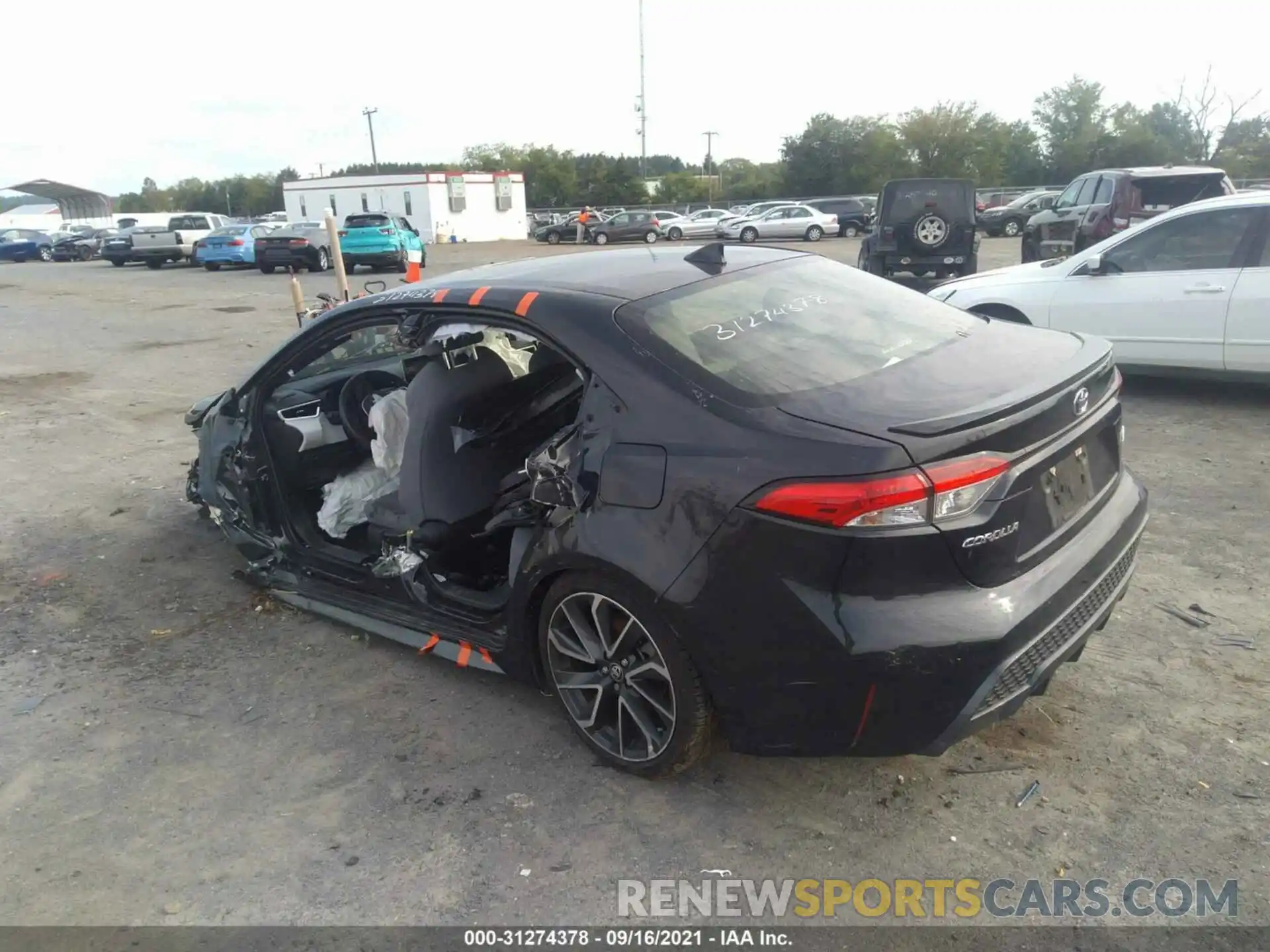 3 Photograph of a damaged car JTDS4RCE0LJ003732 TOYOTA COROLLA 2020