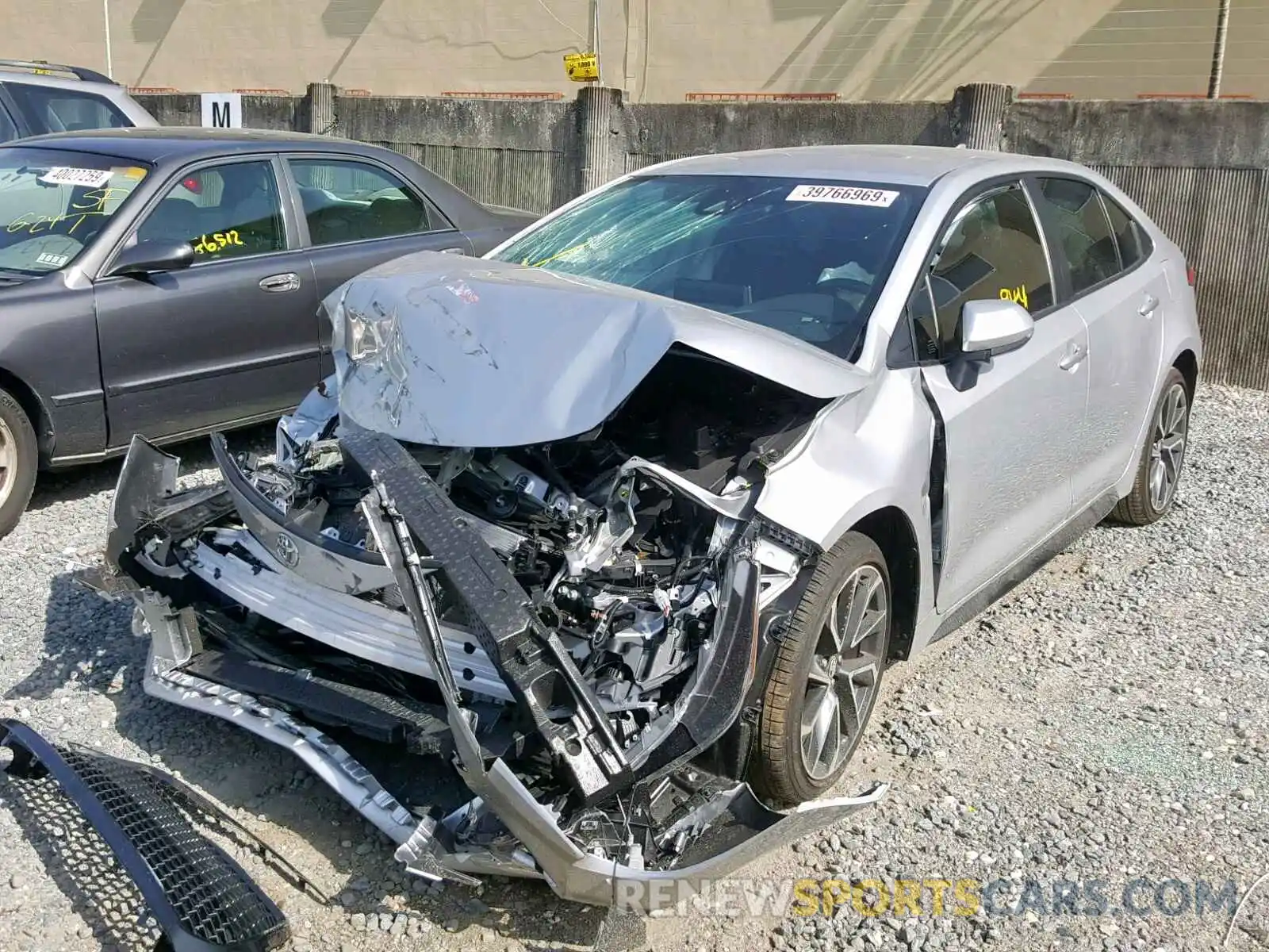 2 Photograph of a damaged car JTDS4RCE0LJ004539 TOYOTA COROLLA 2020