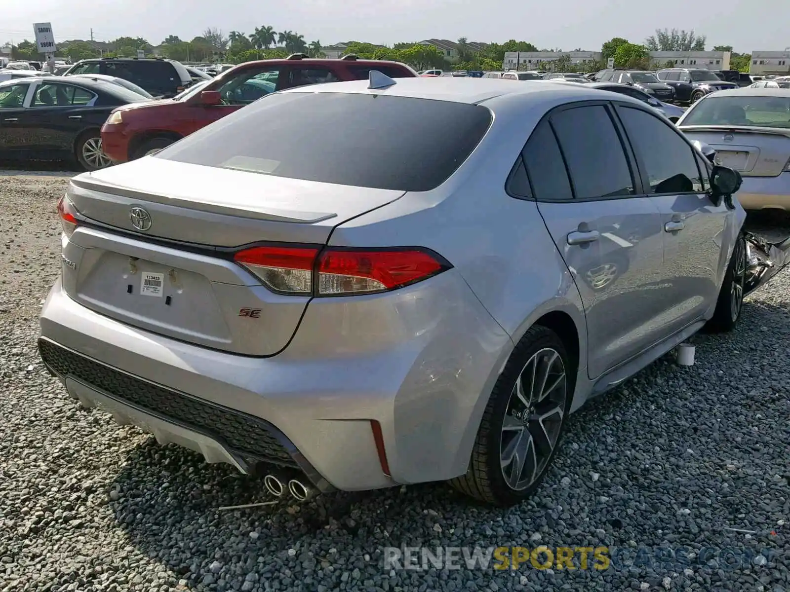 4 Photograph of a damaged car JTDS4RCE0LJ004539 TOYOTA COROLLA 2020