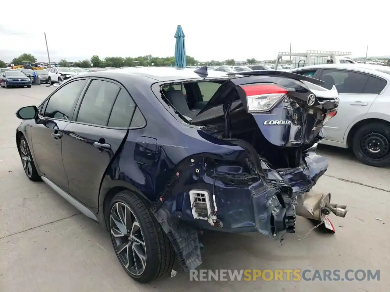 3 Photograph of a damaged car JTDS4RCE0LJ007800 TOYOTA COROLLA 2020