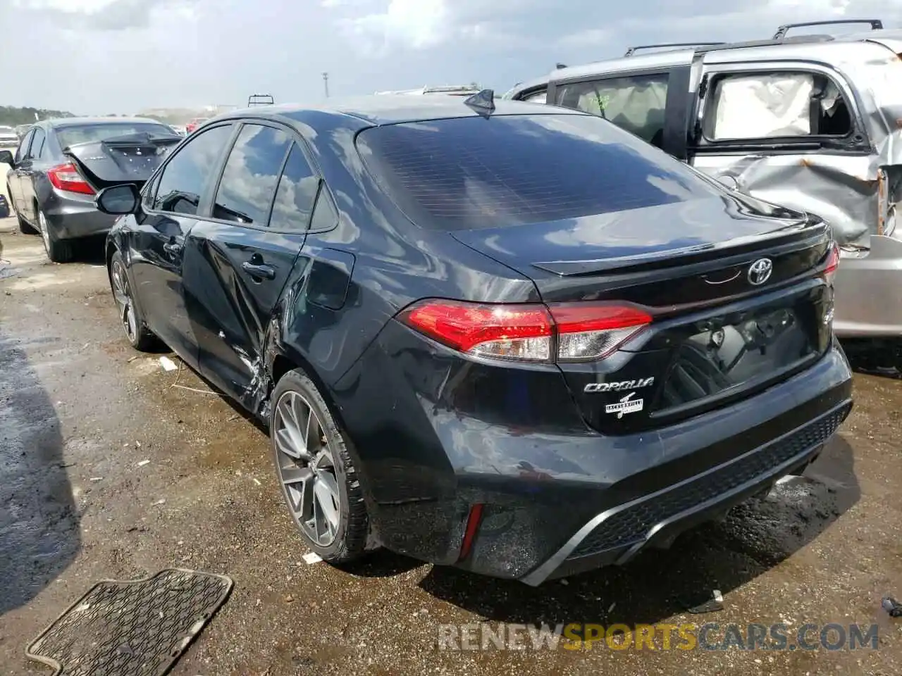 3 Photograph of a damaged car JTDS4RCE0LJ008655 TOYOTA COROLLA 2020