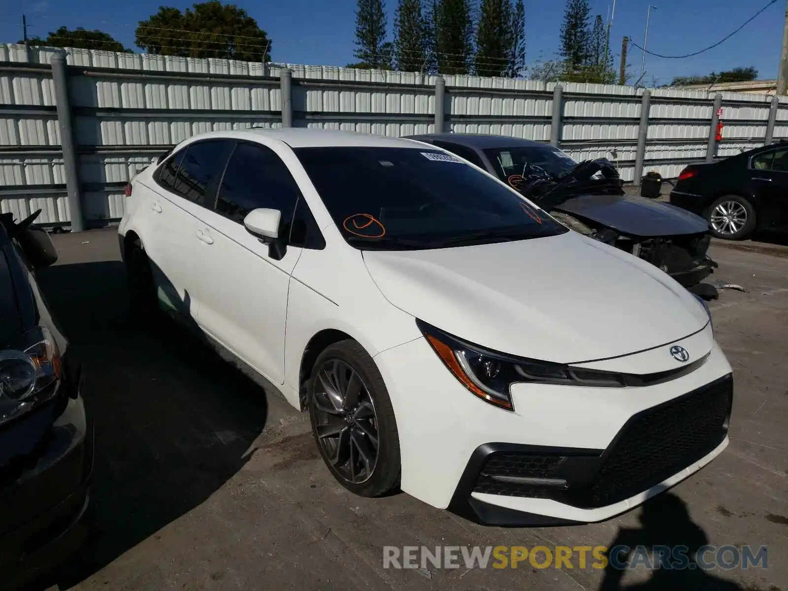 1 Photograph of a damaged car JTDS4RCE0LJ010423 TOYOTA COROLLA 2020