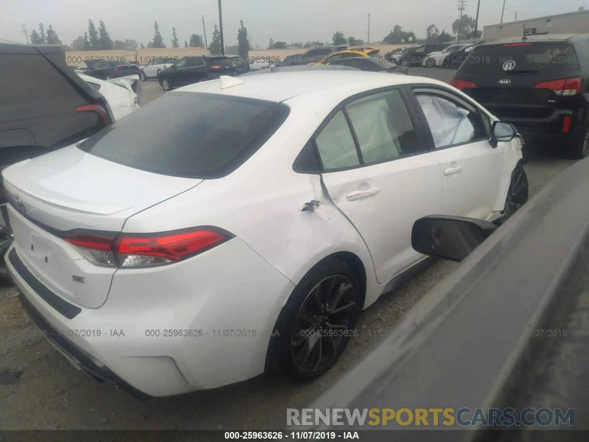 4 Photograph of a damaged car JTDS4RCE0LJ012625 TOYOTA COROLLA 2020