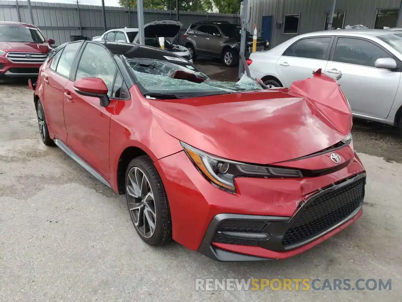 1 Photograph of a damaged car JTDS4RCE0LJ015198 TOYOTA COROLLA 2020