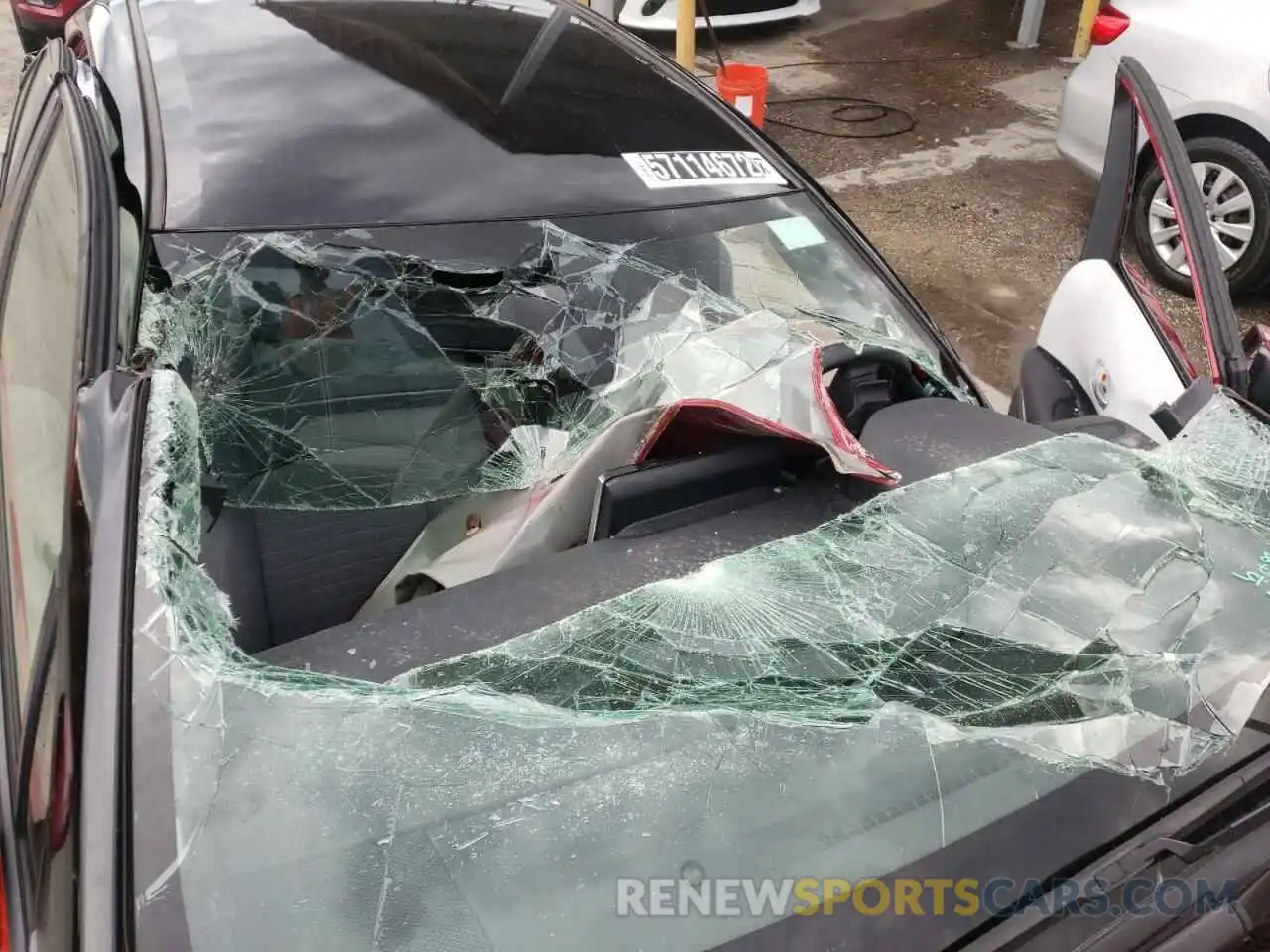 9 Photograph of a damaged car JTDS4RCE0LJ015198 TOYOTA COROLLA 2020