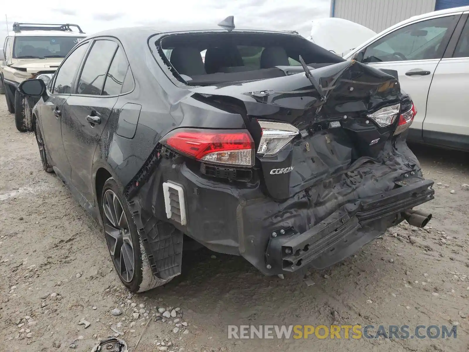 3 Photograph of a damaged car JTDS4RCE0LJ016268 TOYOTA COROLLA 2020