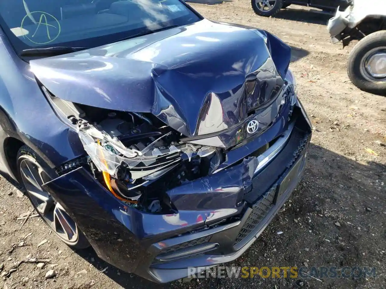 9 Photograph of a damaged car JTDS4RCE0LJ017808 TOYOTA COROLLA 2020